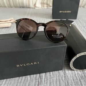 BVLGARI Women’s Round Sunglasses. BV7030-504/73 NIB